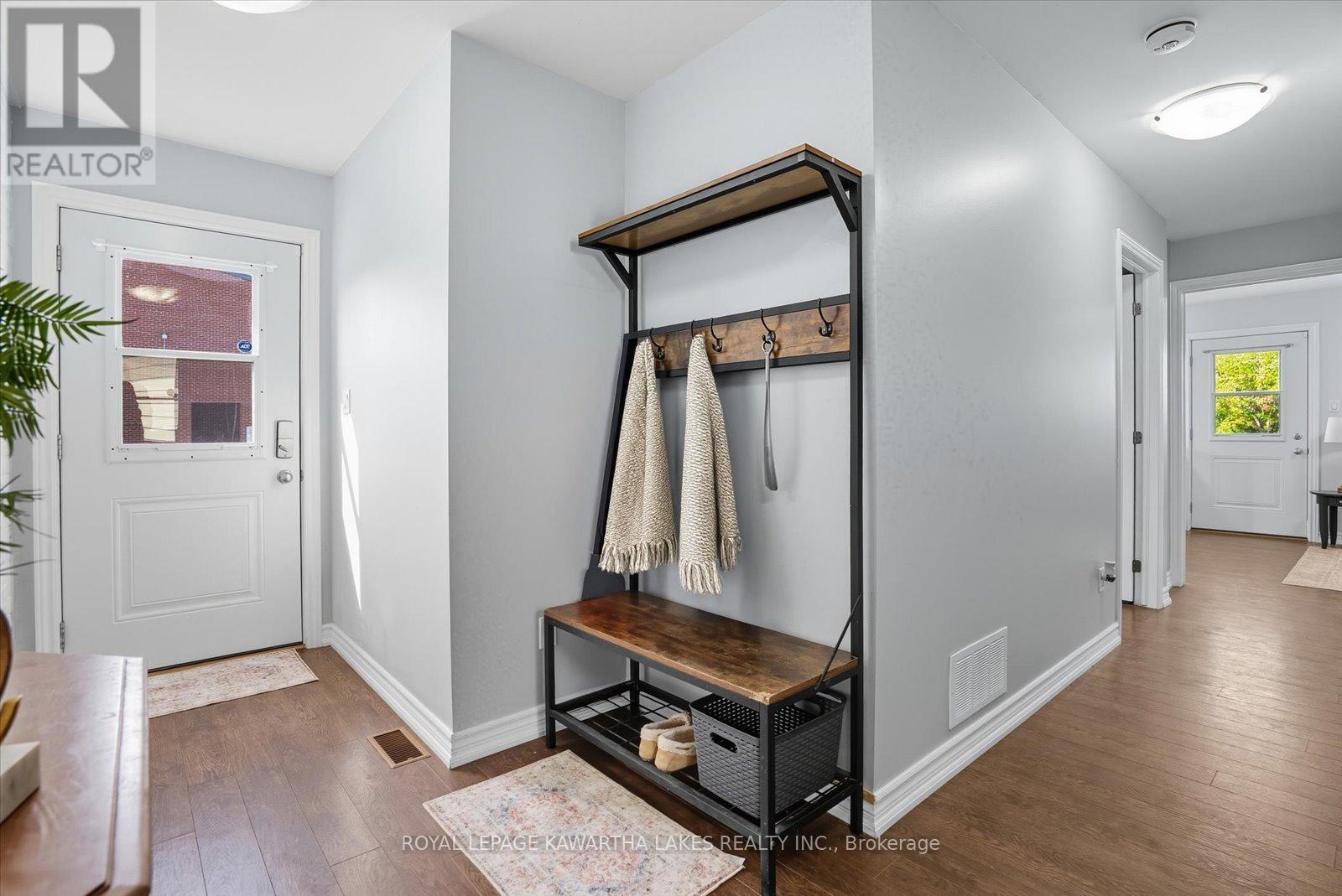 18 Mary Street W, Kawartha Lakes (Lindsay), Ontario  K9V 2N4 - Photo 17 - X12700570