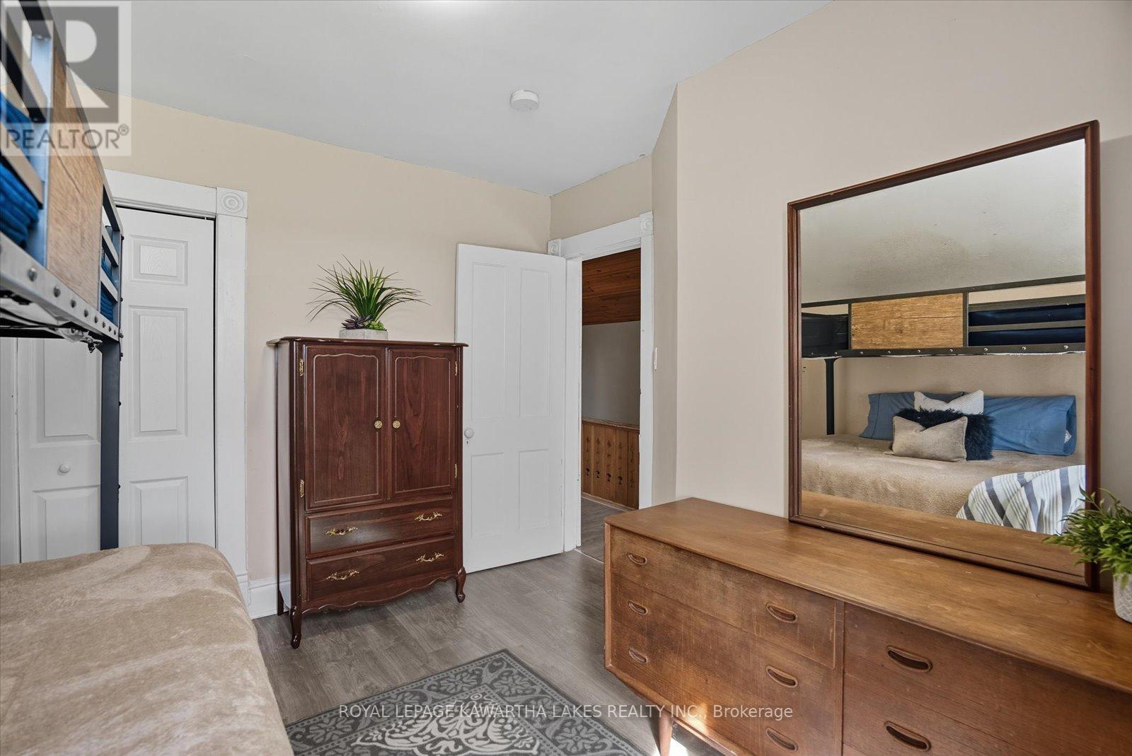 18 Mary Street W, Kawartha Lakes (Lindsay), Ontario  K9V 2N4 - Photo 21 - X12700570