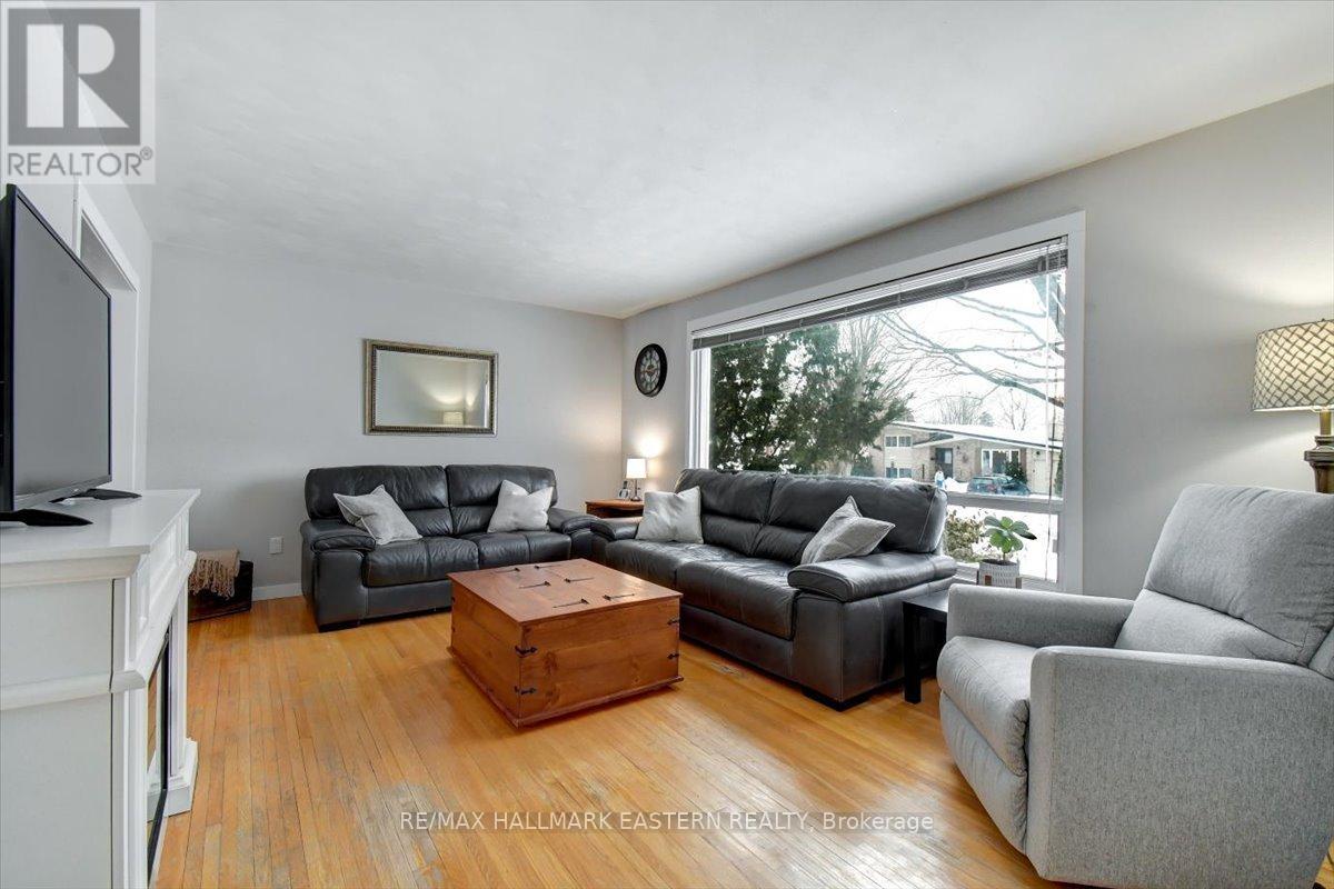 1193 Huron Street, Peterborough (Northcrest Ward 5), Ontario  K9H 6V6 - Photo 10 - X12700812