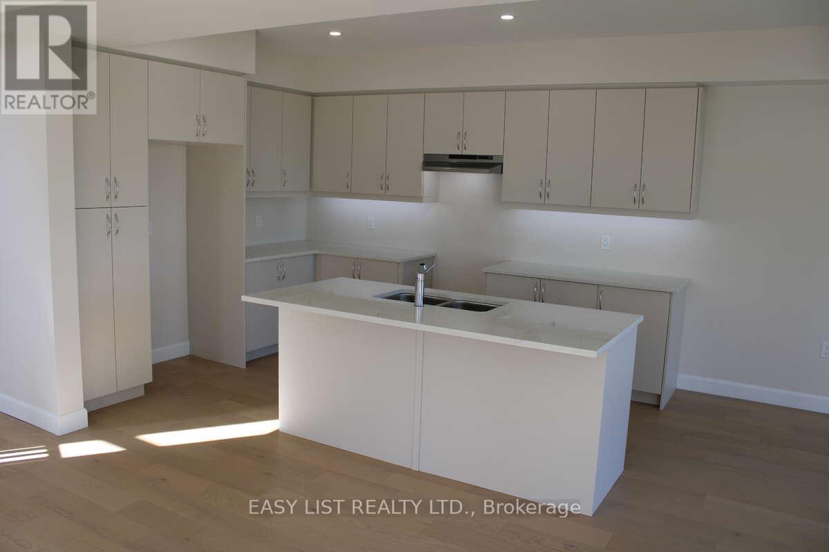 299 Mullighan Gardens, Peterborough (Monaghan Ward 2), Ontario  K9K 0H2 - Photo 10 - X12700994