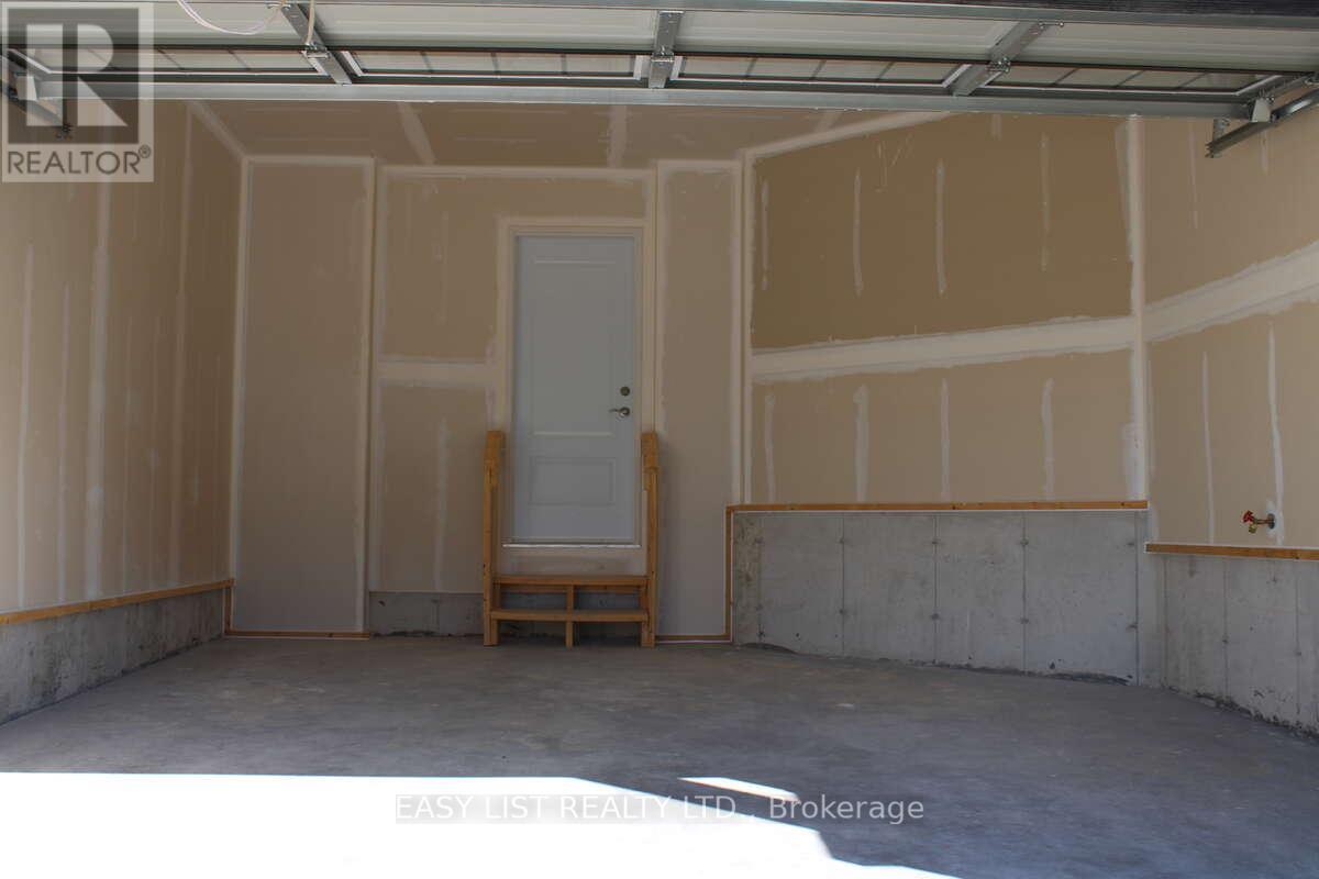 299 Mullighan Gardens, Peterborough (Monaghan Ward 2), Ontario  K9K 0H2 - Photo 27 - X12700994