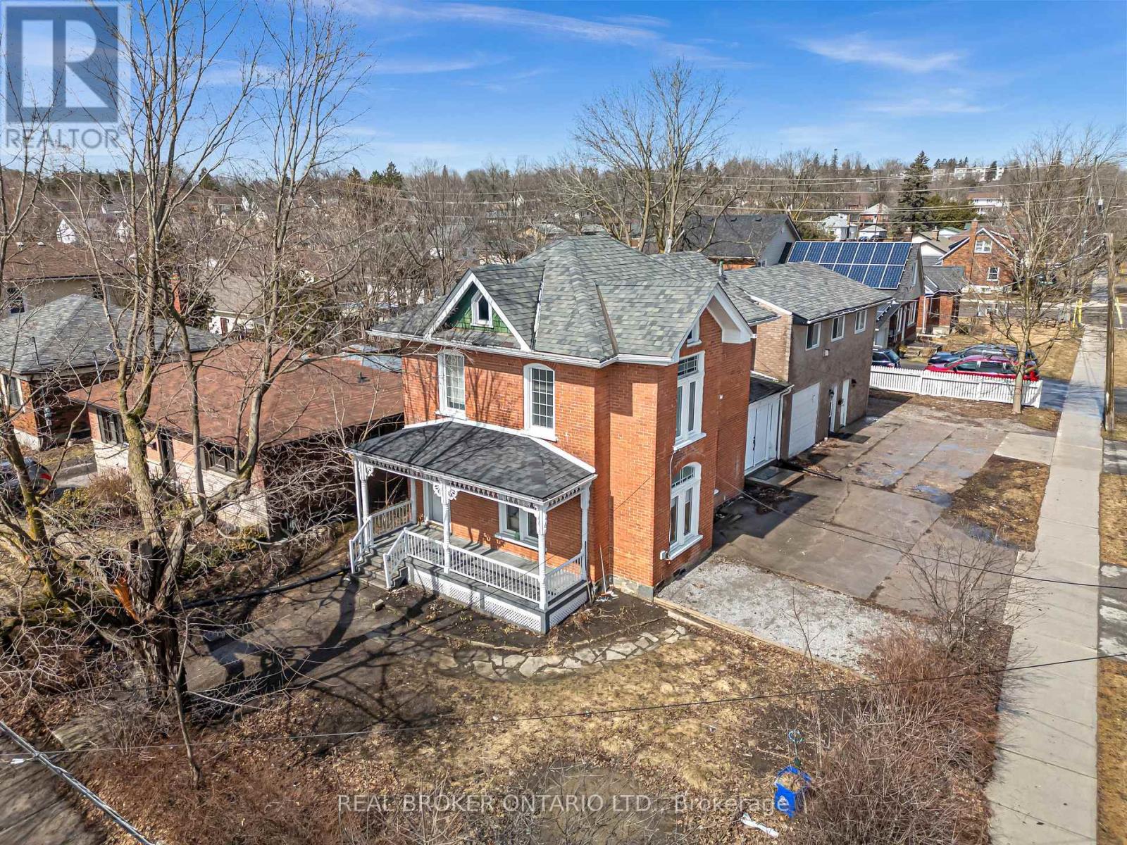 Lower - 52 Victoria Avenue N, Peterborough (Northcrest Ward 5), Ontario  K9H 4W1 - Photo 2 - X12702036