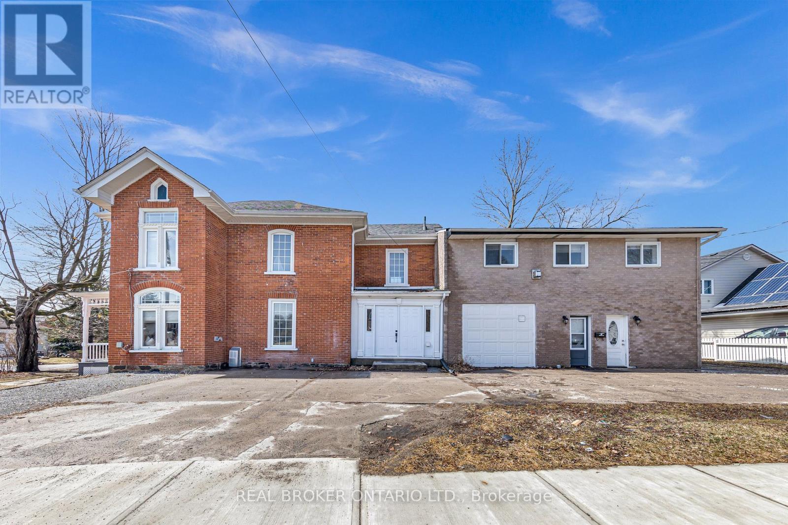 Lower - 52 Victoria Avenue N, Peterborough (Northcrest Ward 5), Ontario  K9H 4W1 - Photo 4 - X12702036