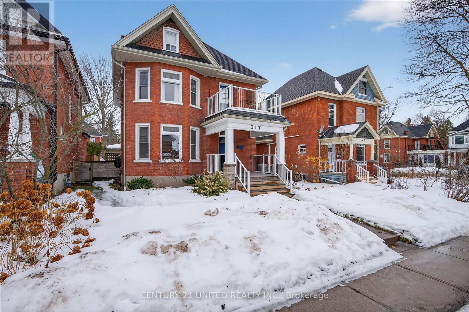 317 Margaret Avenue, Peterborough (Town Ward 3), Ontario  K9J 5H1 - Photo 2 - X12702300