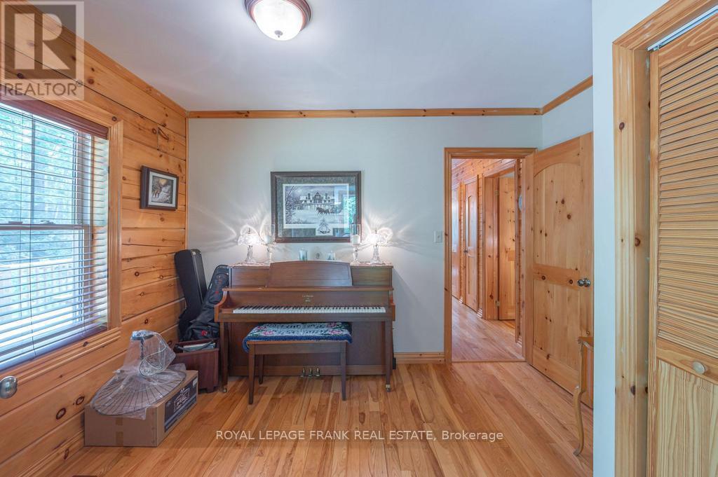 120 Sugarbush Crescent, Trent Lakes, Ontario  K0L 1J0 - Photo 19 - X12702576