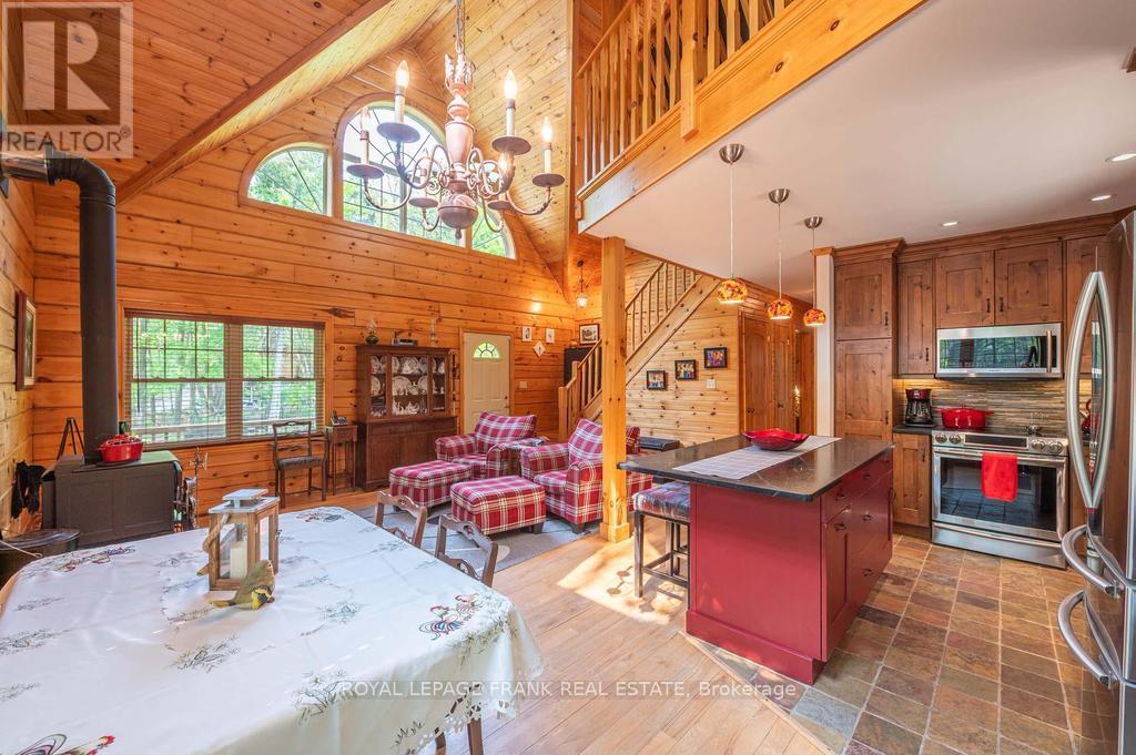 120 Sugarbush Crescent, Trent Lakes, Ontario  K0L 1J0 - Photo 9 - X12702576