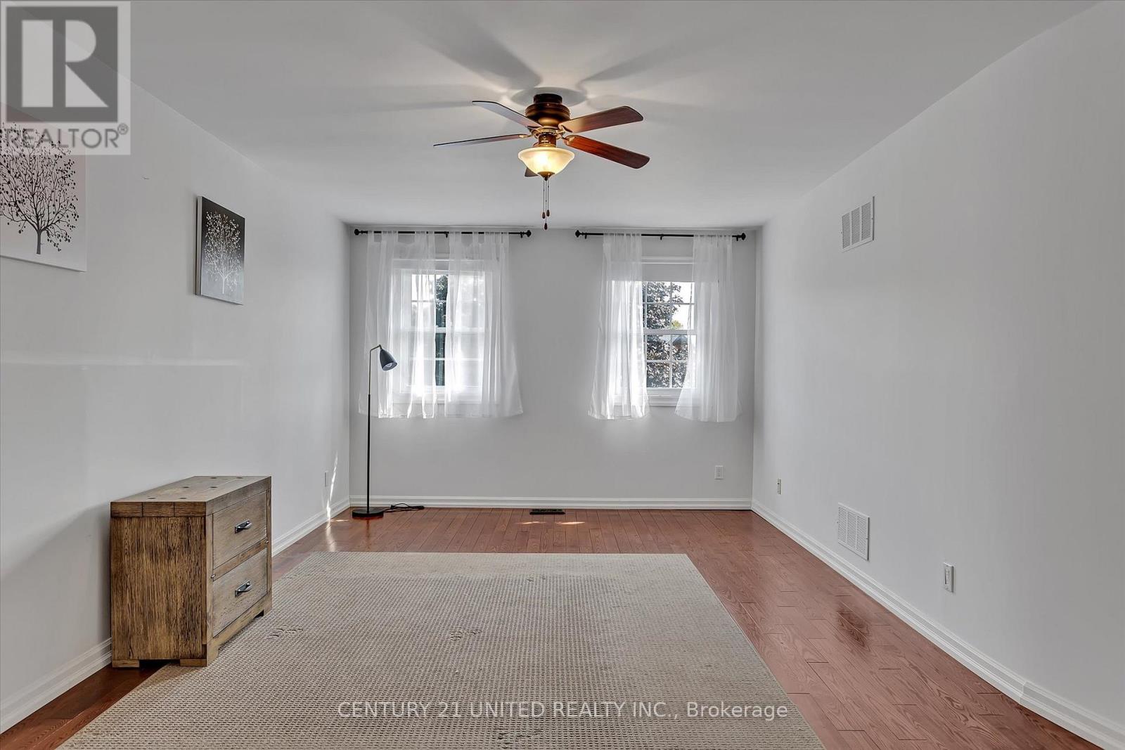 1908 Mapleridge Drive, Peterborough (Monaghan Ward 2), Ontario  K9K 2E4 - Photo 18 - X12703010