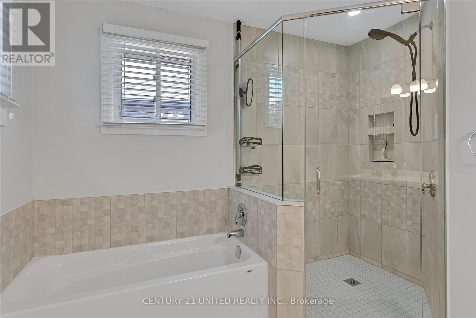 1908 Mapleridge Drive, Peterborough (Monaghan Ward 2), Ontario  K9K 2E4 - Photo 21 - X12703010