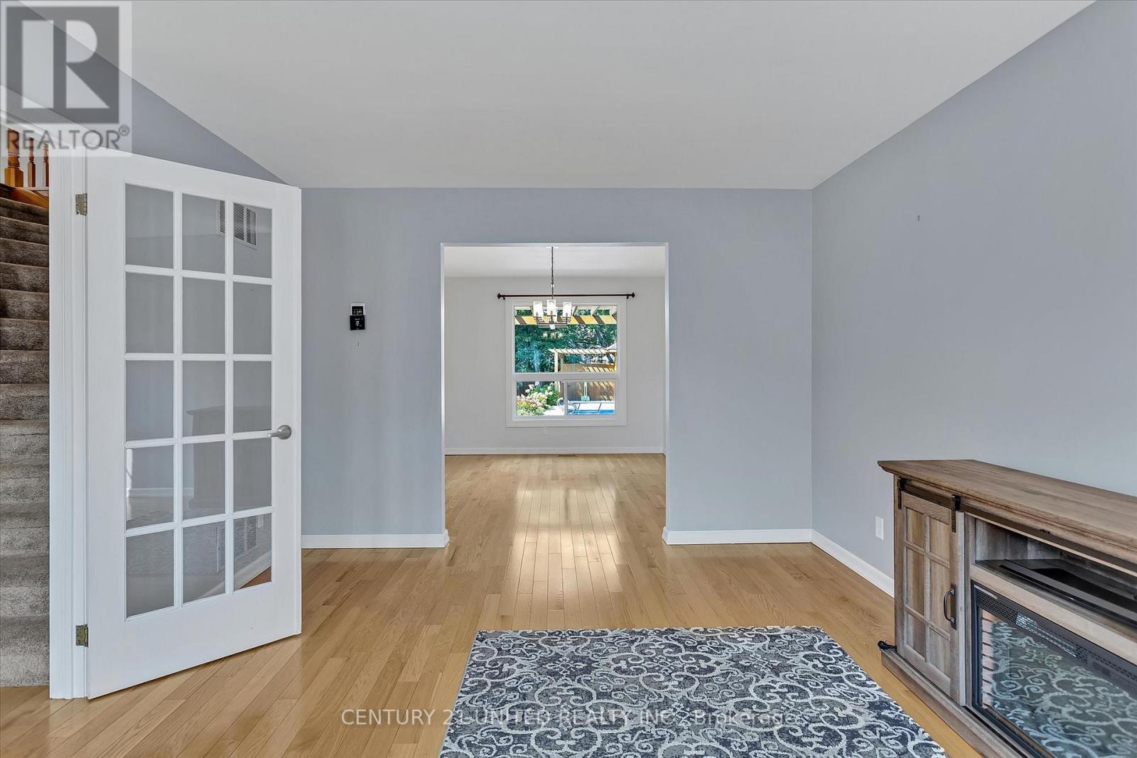 1908 Mapleridge Drive, Peterborough (Monaghan Ward 2), Ontario  K9K 2E4 - Photo 7 - X12703010