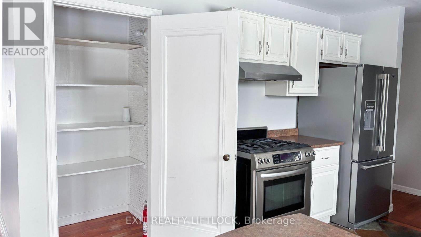 2105 Deer Bay Road, Selwyn, Ontario  K0L 2H0 - Photo 10 - X12703144