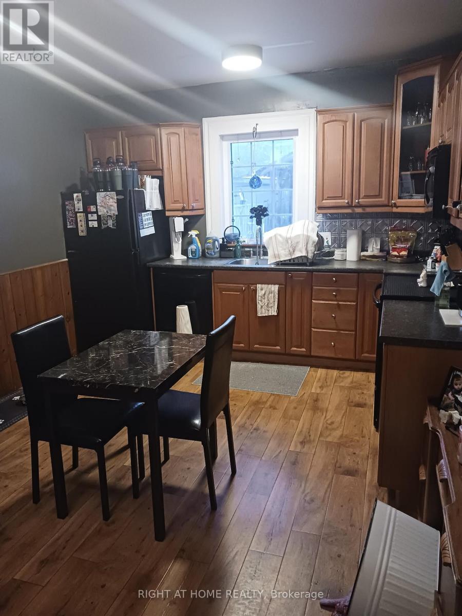 266 Euclid Avenue, Peterborough (Ashburnham Ward 4), Ontario  K9H 1M4 - Photo 5 - X12704116