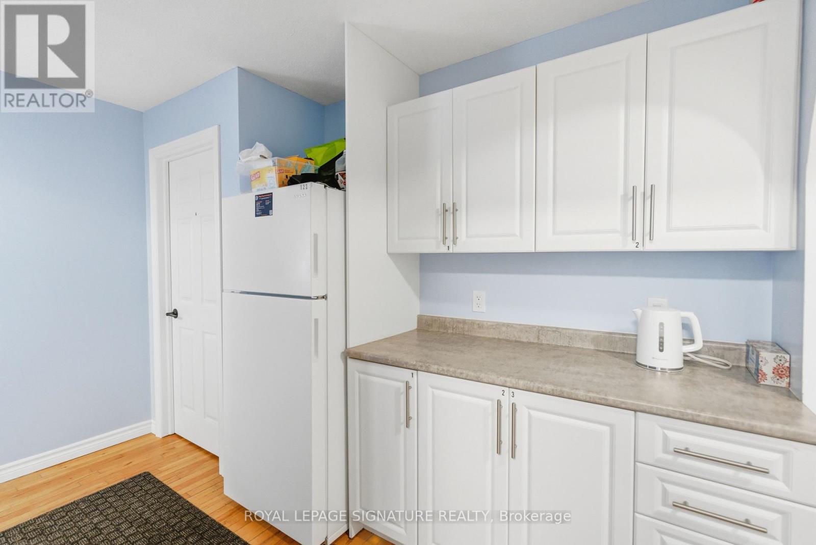 805 Morphet Avenue, Peterborough (Otonabee Ward 1), Ontario  K9J 2X7 - Photo 7 - X12704976