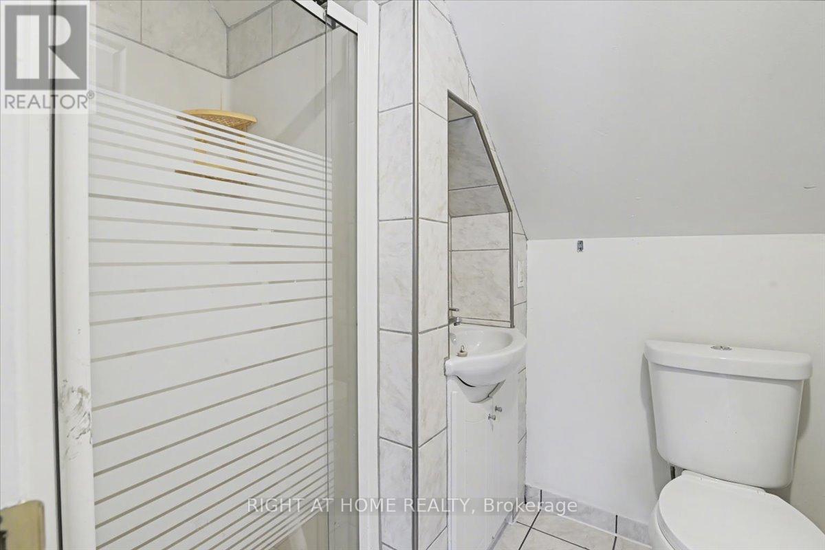 157 Lindsay Street S, Kawartha Lakes (Lindsay), Ontario  K9V 1T7 - Photo 26 - X12705332