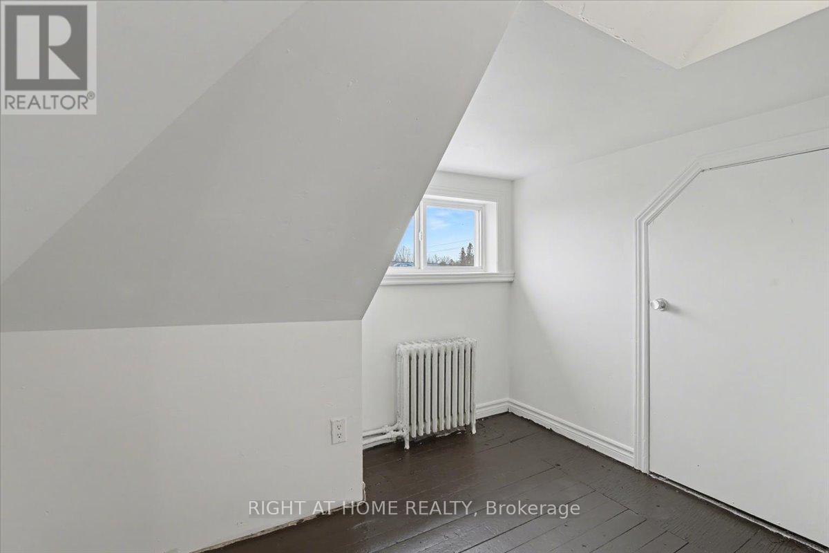 157 Lindsay Street S, Kawartha Lakes (Lindsay), Ontario  K9V 1T7 - Photo 28 - X12705332