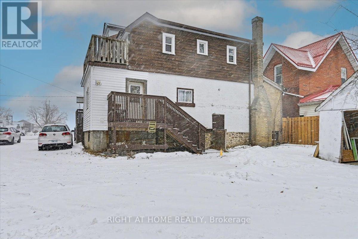157 Lindsay Street S, Kawartha Lakes (Lindsay), Ontario  K9V 1T7 - Photo 5 - X12705332