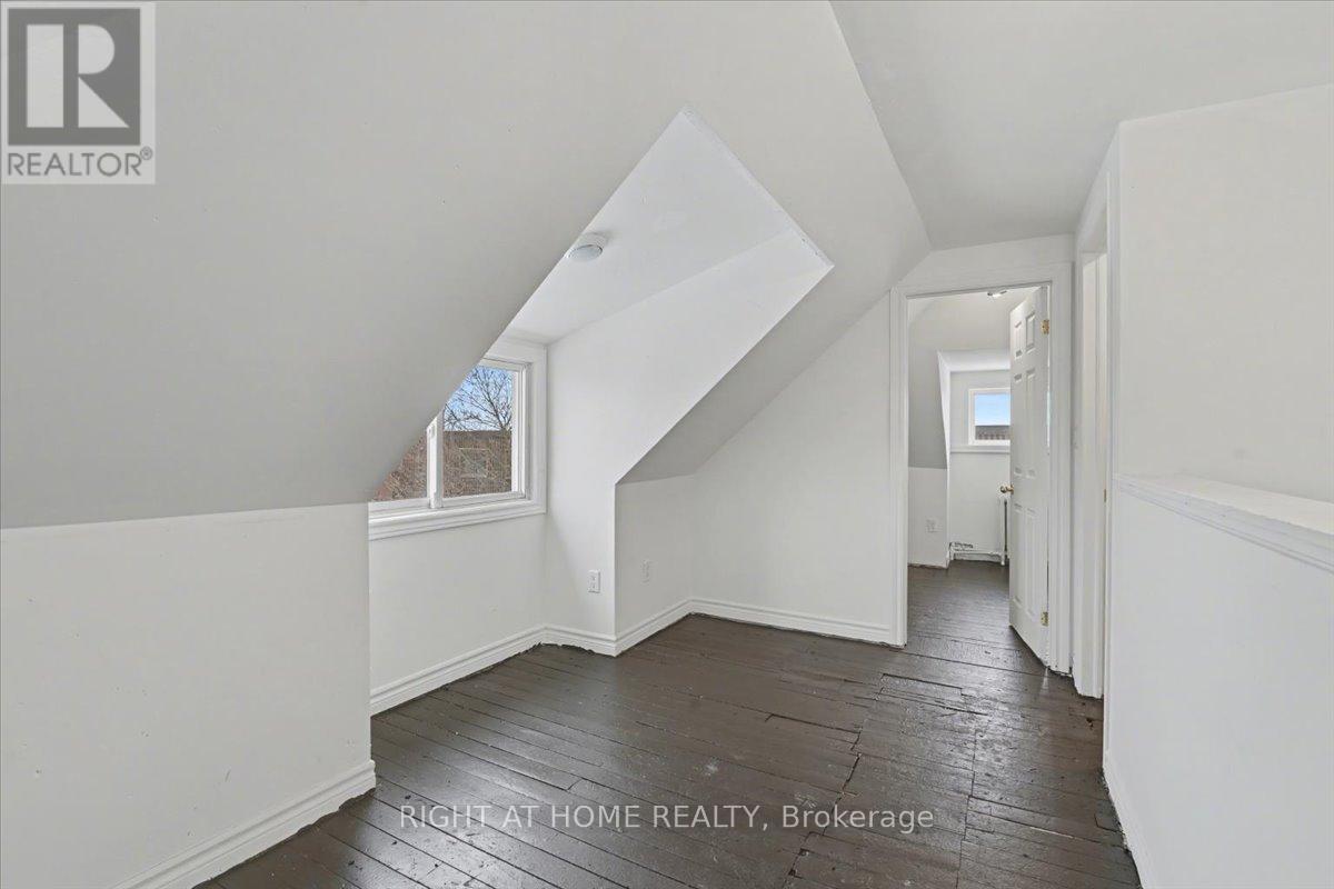 157 Lindsay Street S, Kawartha Lakes (Lindsay), Ontario  K9V 1T7 - Photo 23 - X12705334