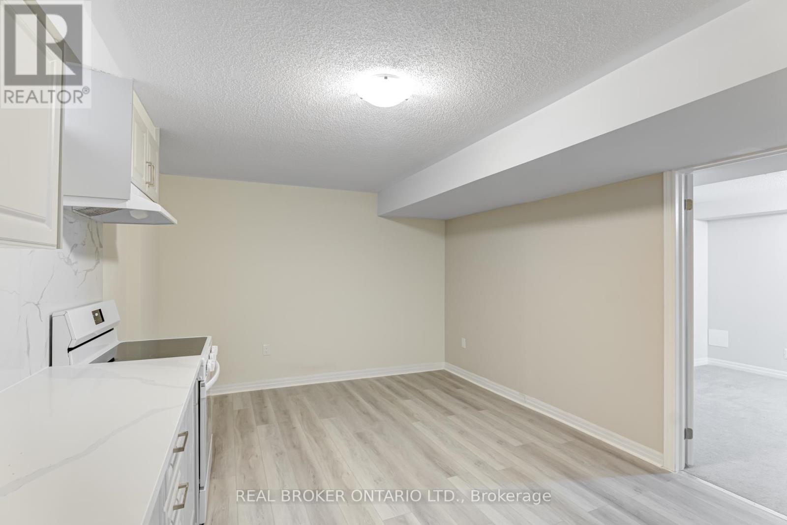 6 Northrop Bsmt Avenue N, Clarington (Newcastle), Ontario  L1B 1G9 - Photo 13 - E12705416