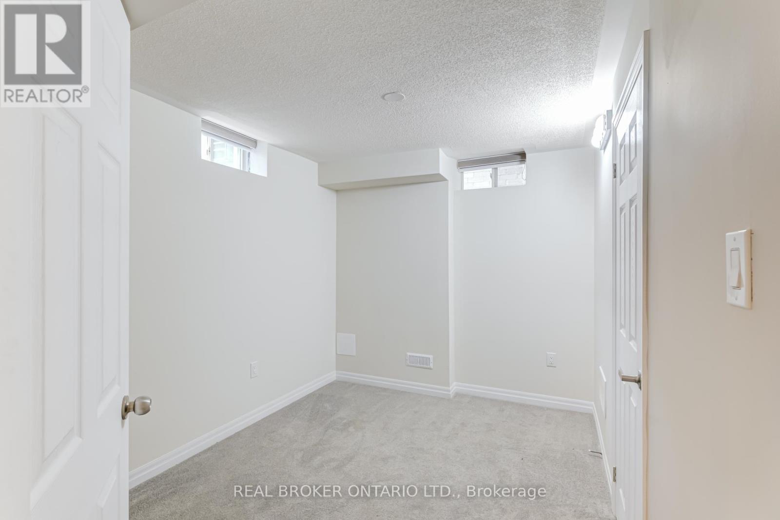 6 Northrop Bsmt Avenue N, Clarington (Newcastle), Ontario  L1B 1G9 - Photo 16 - E12705416