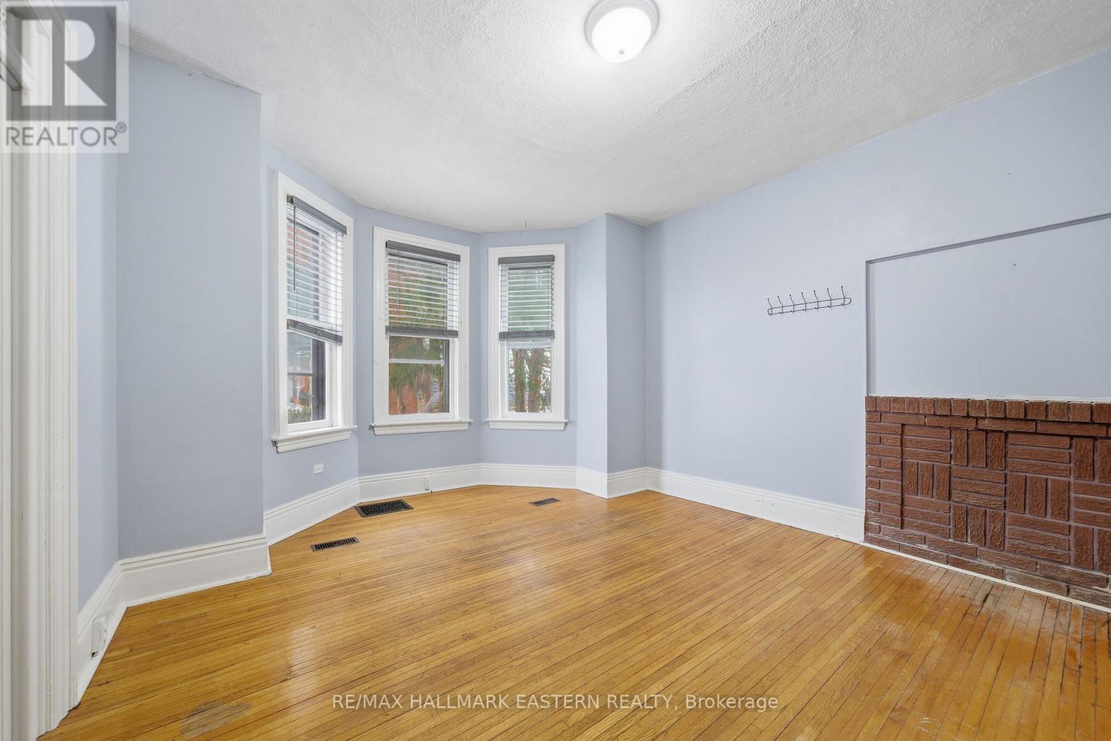 597 Bethune Street, Peterborough (Town Ward 3), Ontario  K9H 3Z7 - Photo 13 - X12705914