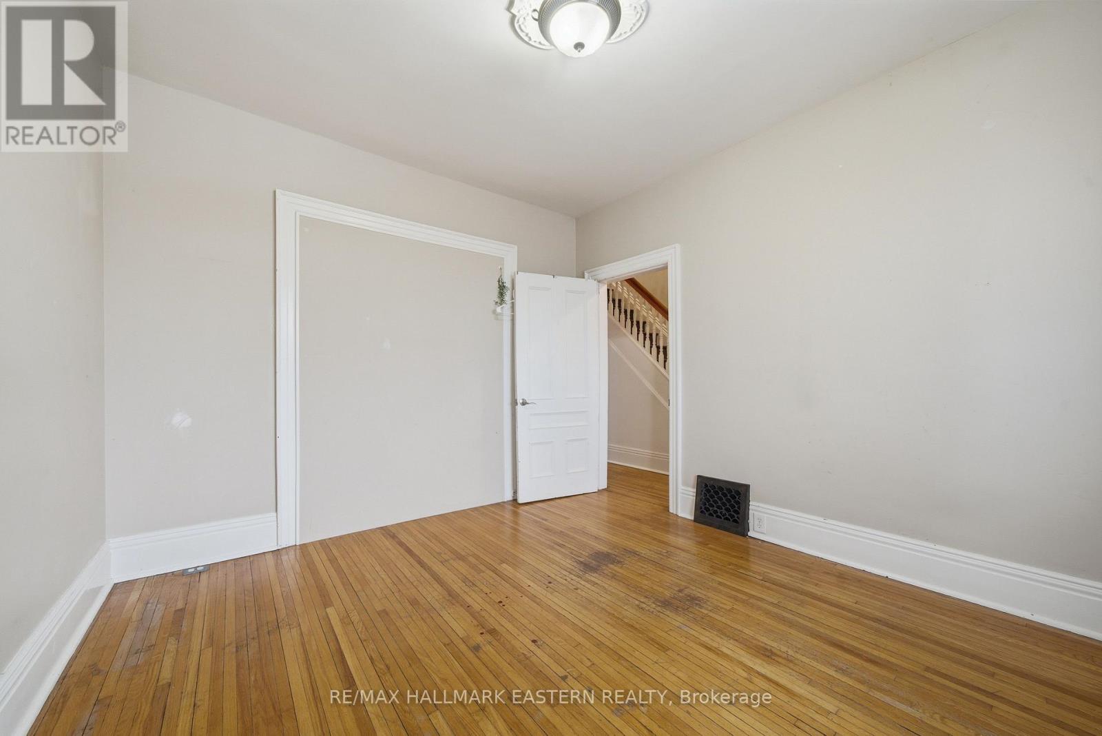 597 Bethune Street, Peterborough (Town Ward 3), Ontario  K9H 3Z7 - Photo 16 - X12705914