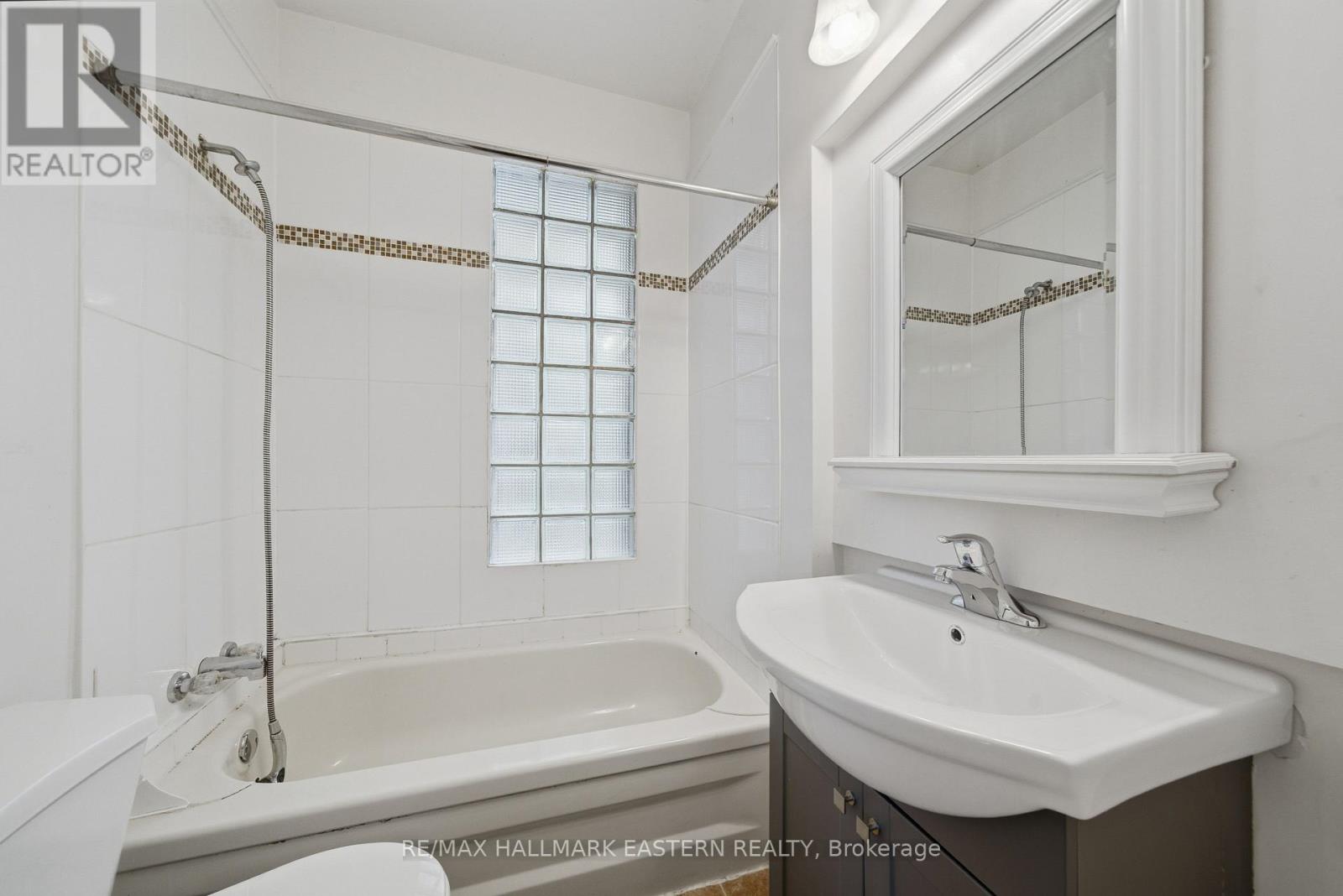 597 Bethune Street, Peterborough (Town Ward 3), Ontario  K9H 3Z7 - Photo 27 - X12705914