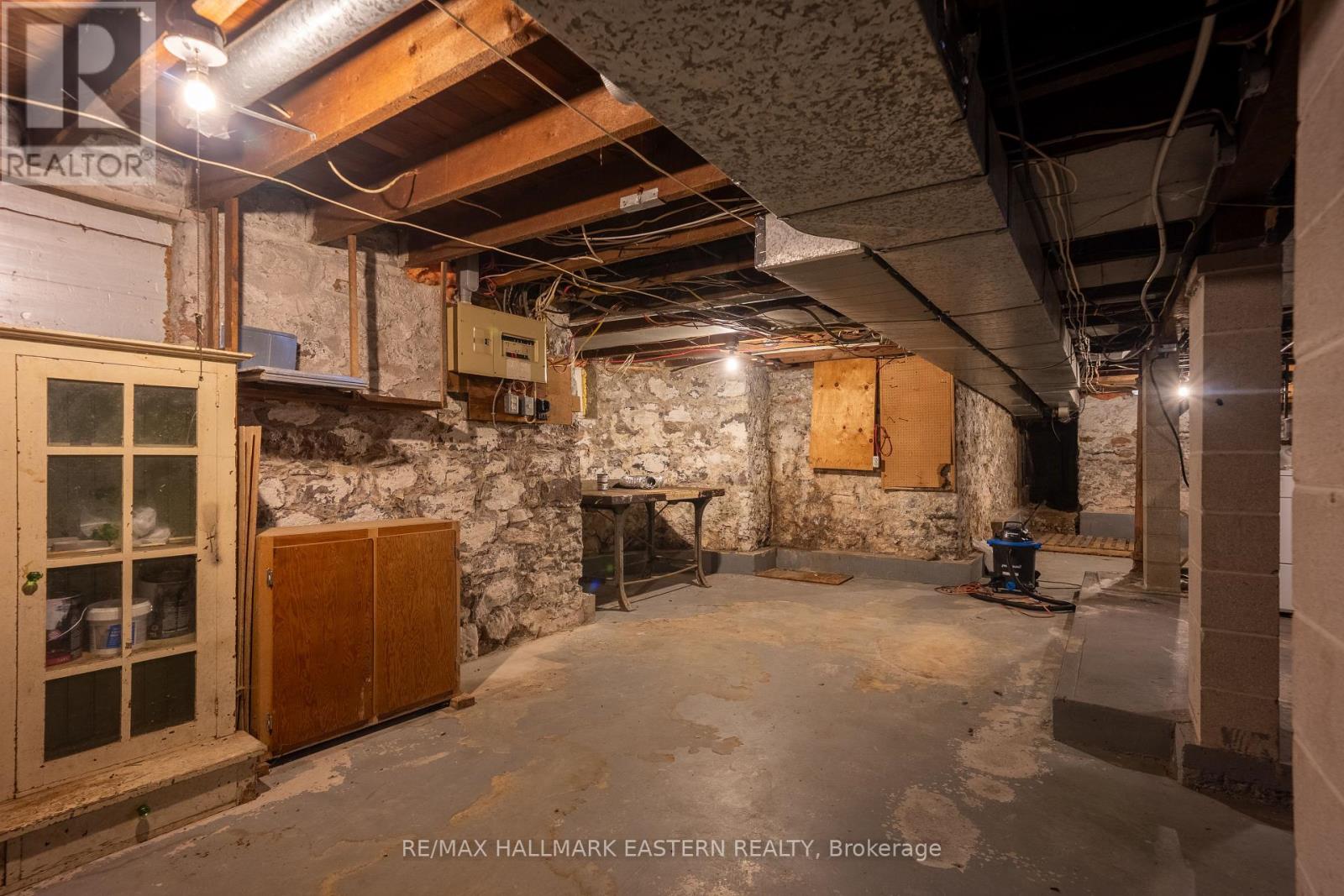 597 Bethune Street, Peterborough (Town Ward 3), Ontario  K9H 3Z7 - Photo 31 - X12705914