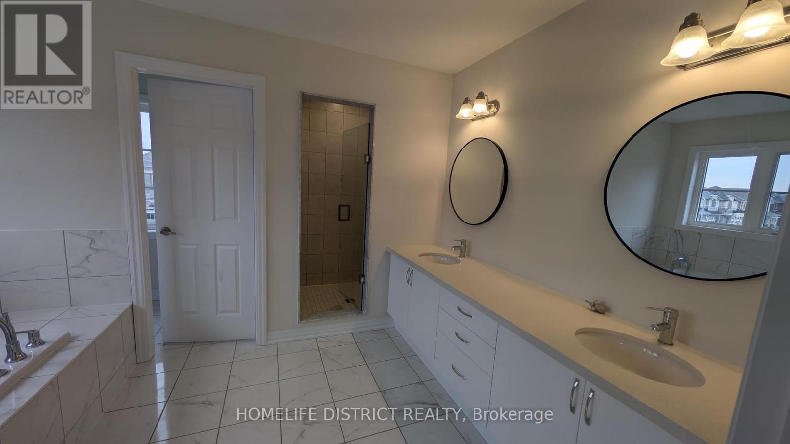 160 Belmont Drive, Clarington (Newcastle), Ontario  L1B 0X1 - Photo 5 - E12706748