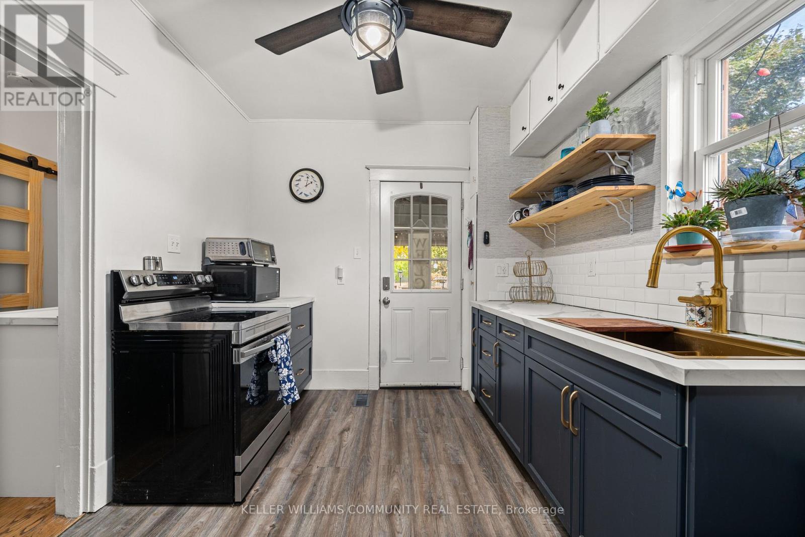 112 Lansdowne Street W, Peterborough (Town Ward 3), Ontario  K9J 1Y1 - Photo 16 - X12707024