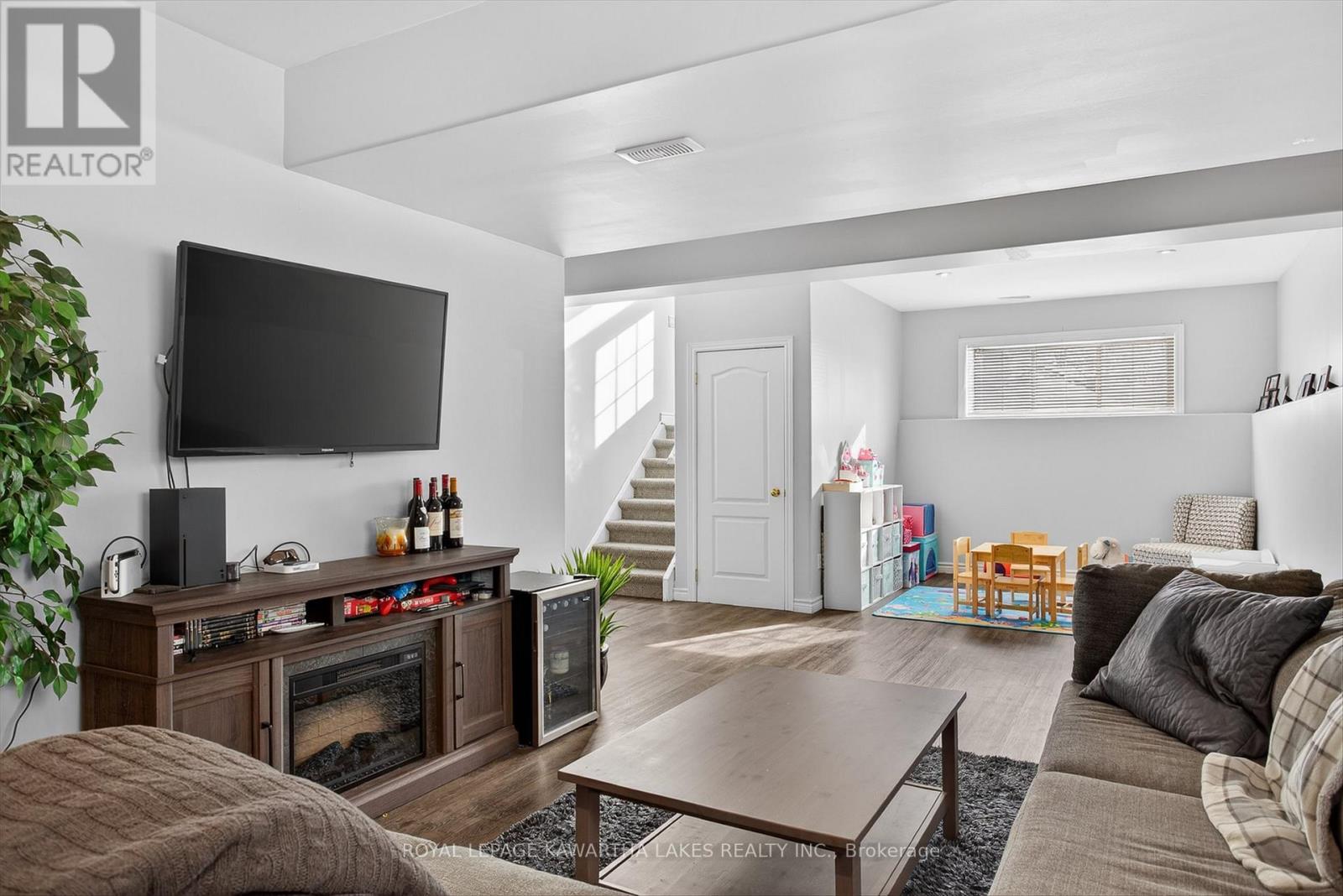 124 Mary Street W, Kawartha Lakes (Lindsay), Ontario  K9V 0B8 - Photo 28 - X12707986