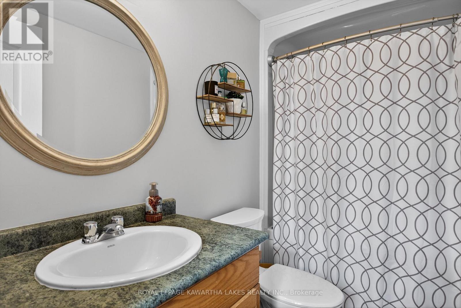 124 Mary Street W, Kawartha Lakes (Lindsay), Ontario  K9V 0B8 - Photo 33 - X12707986