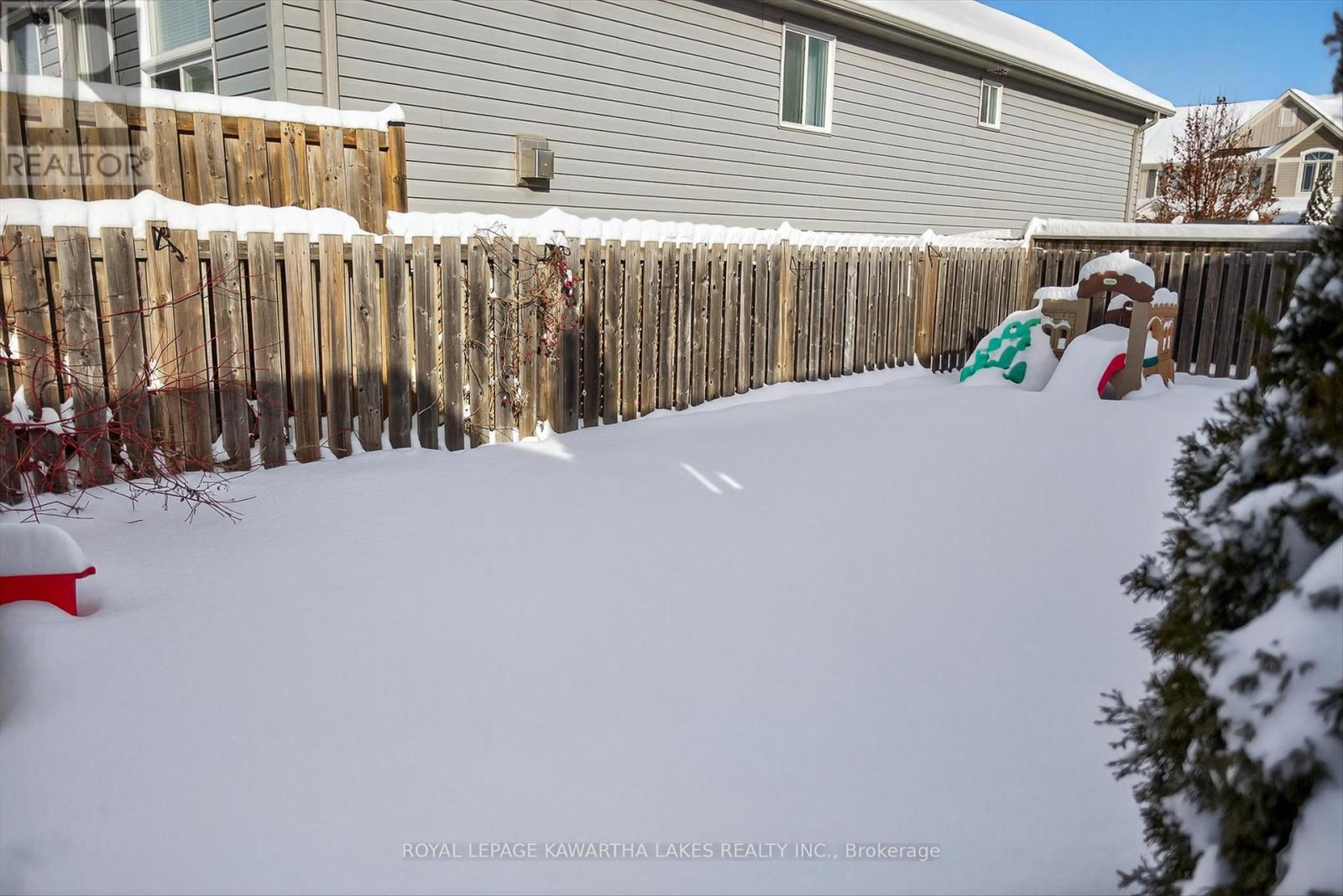 124 Mary Street W, Kawartha Lakes (Lindsay), Ontario  K9V 0B8 - Photo 38 - X12707986