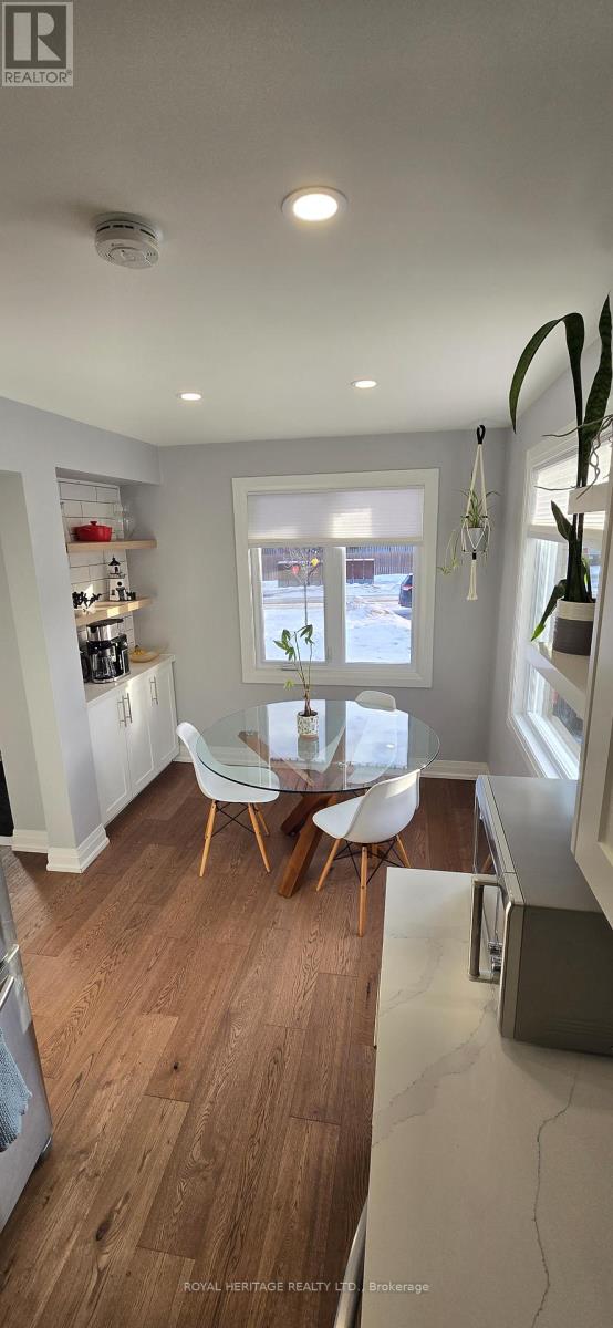 20 Nina Court, Cavan Monaghan (Millbrook Village), Ontario  L0A 1G0 - Photo 6 - X12707994