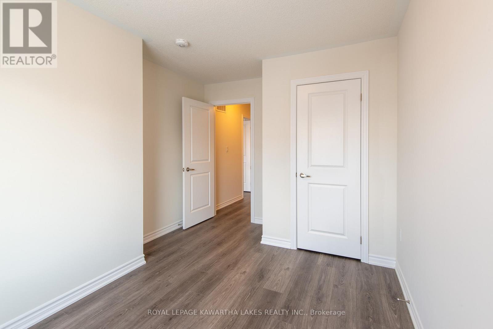 73 Watts Mews, Kawartha Lakes (Lindsay), Ontario  K9V 5V4 - Photo 18 - X12708052