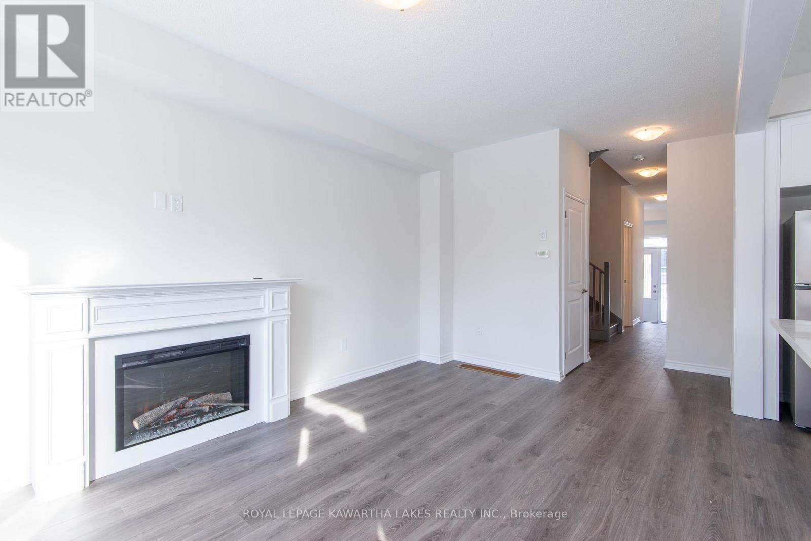 73 Watts Mews, Kawartha Lakes (Lindsay), Ontario  K9V 5V4 - Photo 9 - X12708052