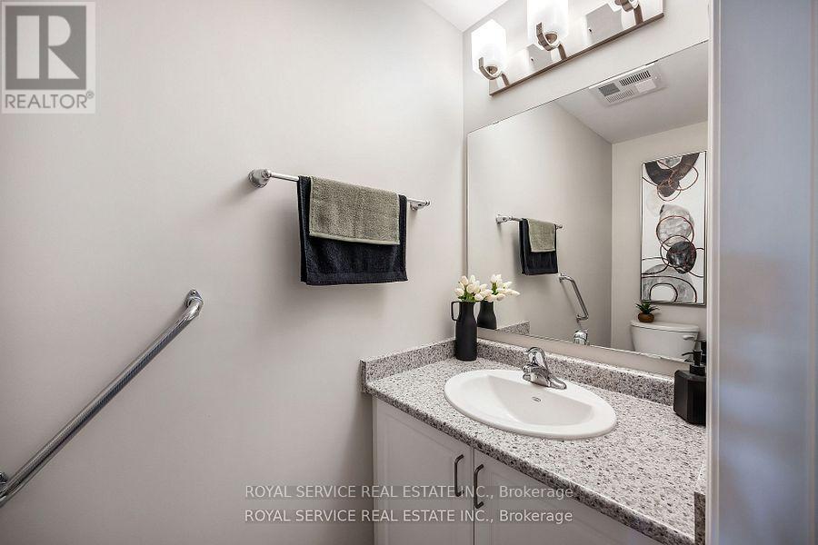 220 - 21 Brookhouse Drive, Clarington (Newcastle), Ontario  L1B 0V4 - Photo 28 - E12708506