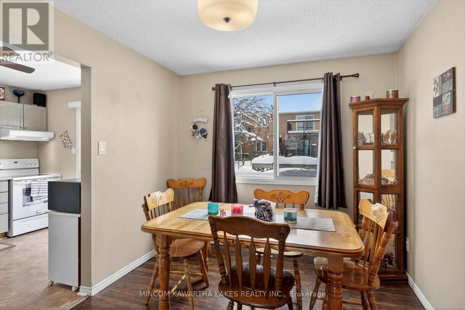 1221 Huntington Circle, Peterborough (Otonabee Ward 1), Ontario  K9K 2B6 - Photo 10 - X12709288