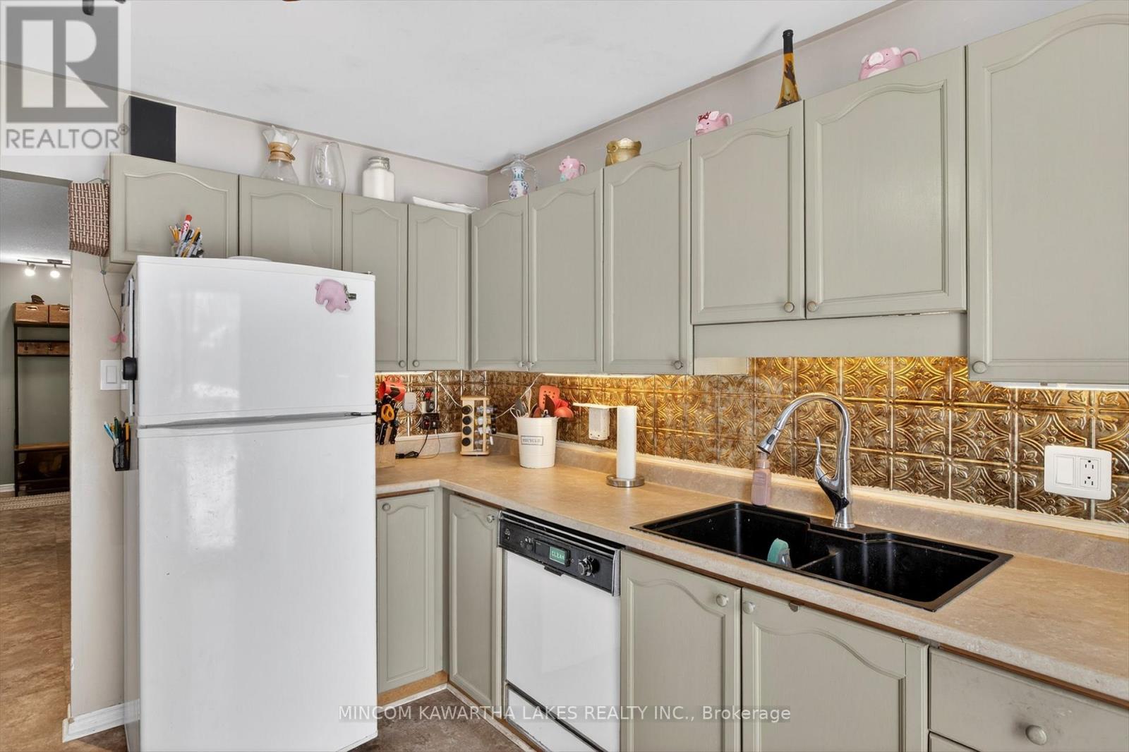 1221 Huntington Circle, Peterborough (Otonabee Ward 1), Ontario  K9K 2B6 - Photo 17 - X12709288