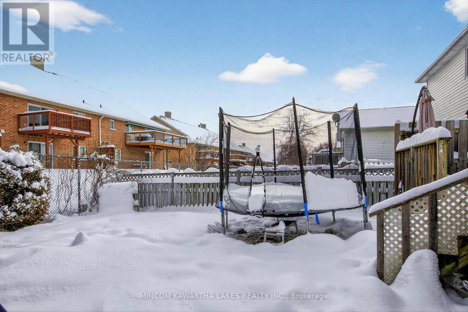 1221 Huntington Circle, Peterborough (Otonabee Ward 1), Ontario  K9K 2B6 - Photo 39 - X12709288