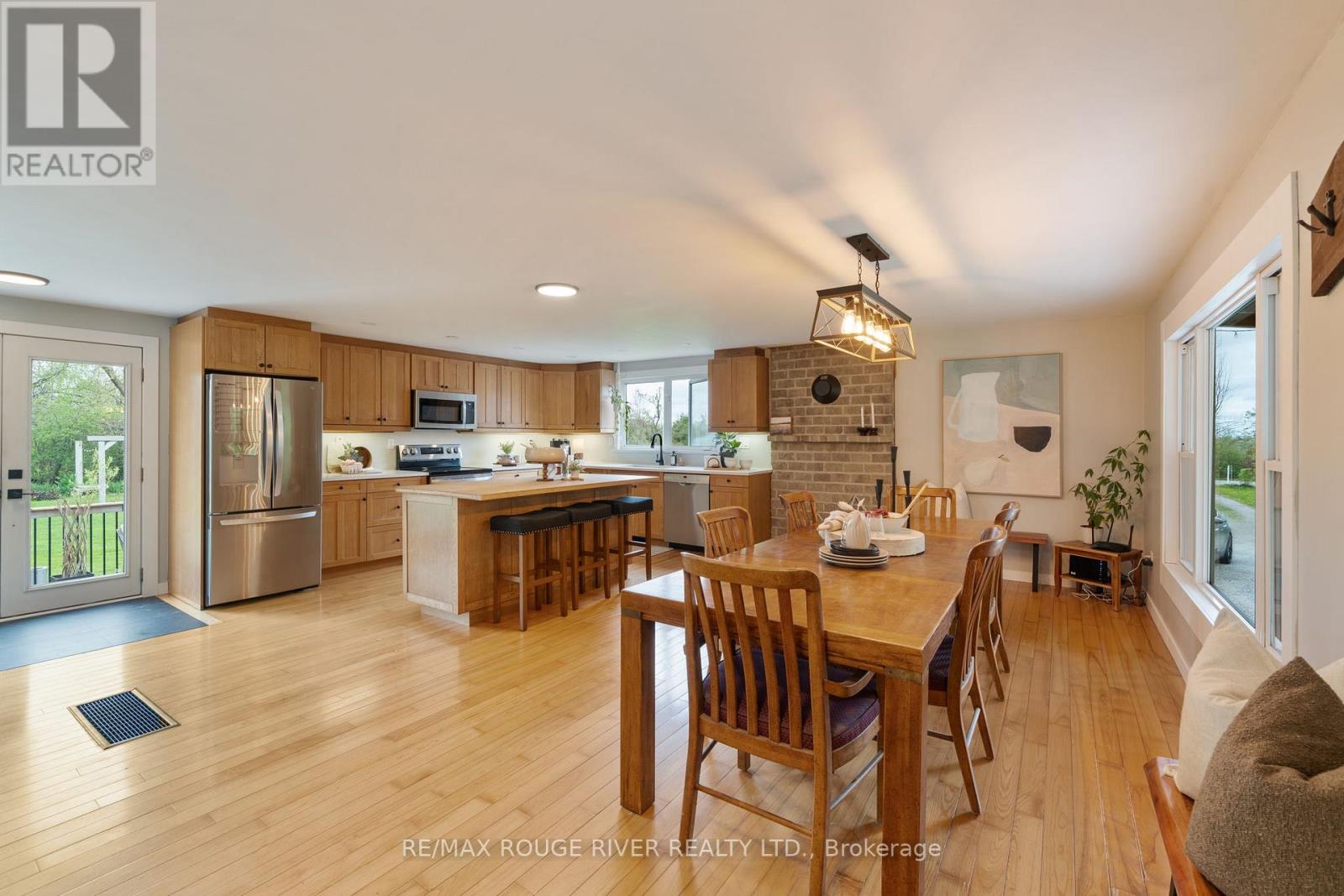 566 Cottingham Road, Kawartha Lakes (Emily), Ontario  K0L 2W0 - Photo 6 - X12709440