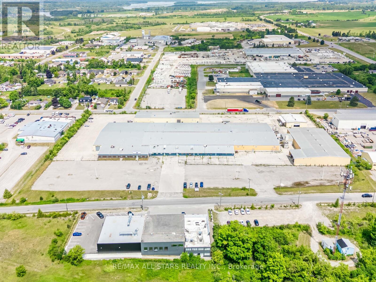 1-3 - 70 Mount Hope Street, Kawartha Lakes (Lindsay), Ontario  K9V 5G4 - Photo 4 - X12709706