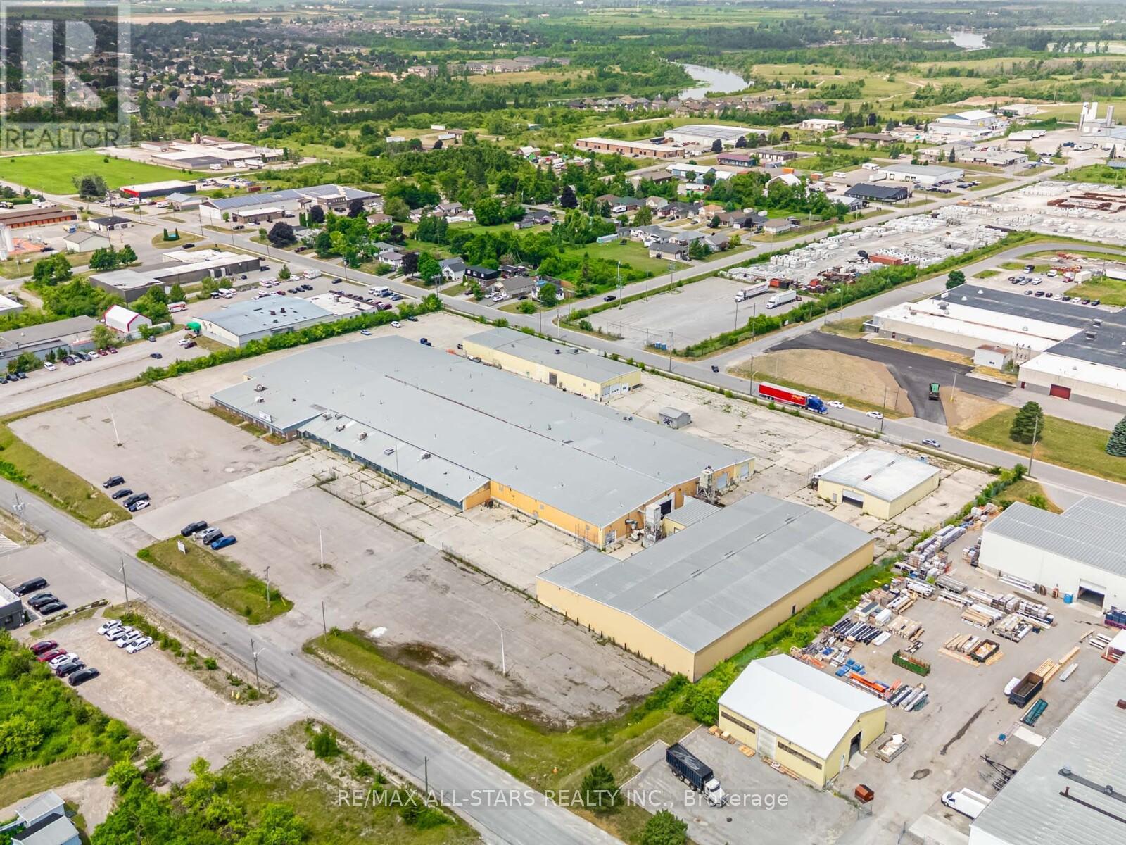 1-3 - 70 Mount Hope Street, Kawartha Lakes (Lindsay), Ontario  K9V 5G4 - Photo 5 - X12709706