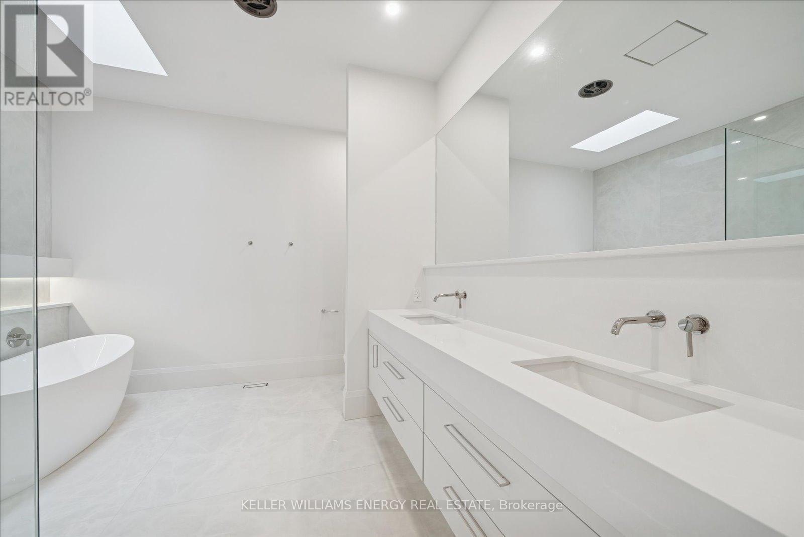 16 Metcalf Street, Clarington (Newcastle), Ontario  L1B 0H4 - Photo 29 - E12710044