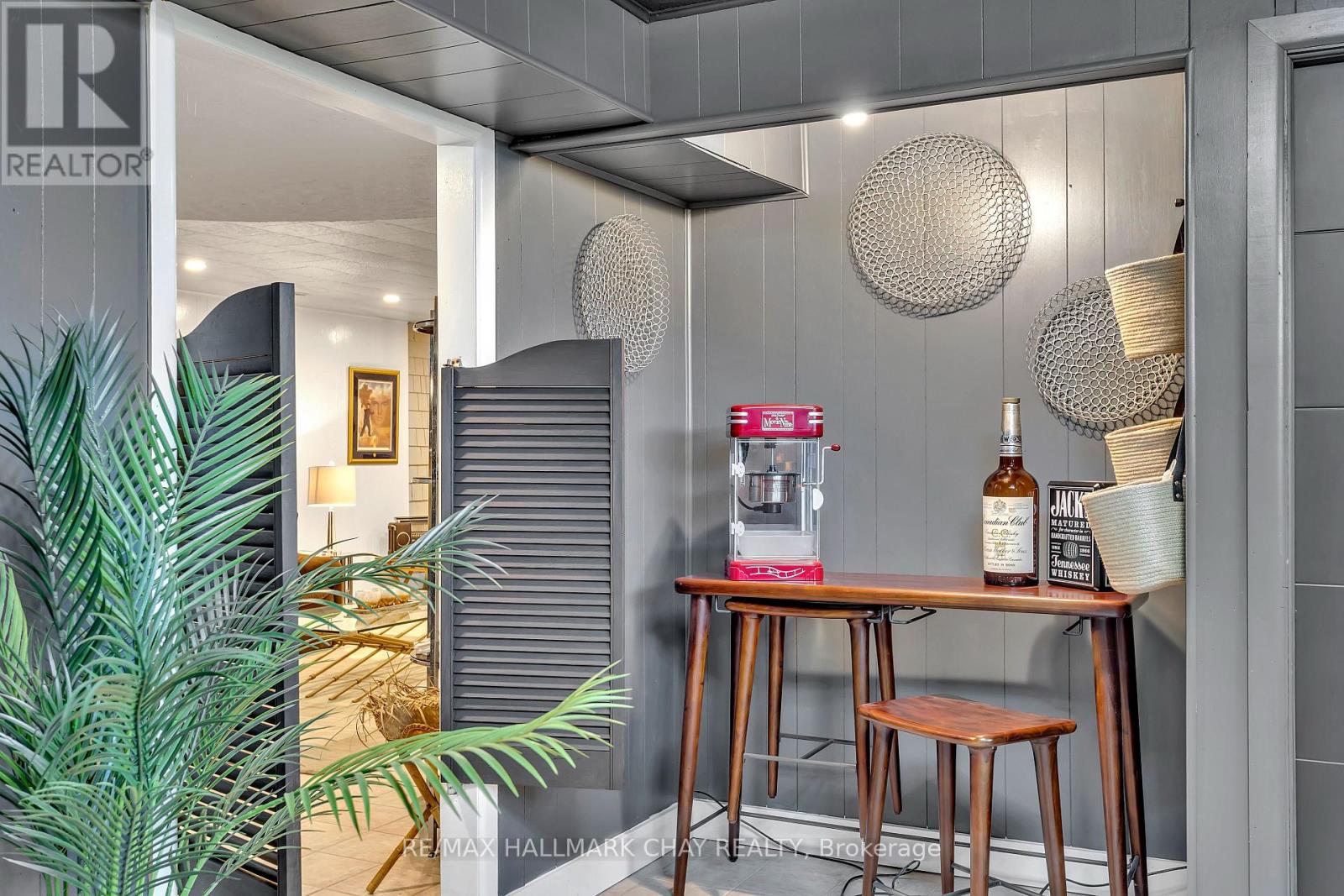 1009 Fairbairn Street, Peterborough (Monaghan Ward 2), Ontario  K9K 1C1 - Photo 37 - X12710012