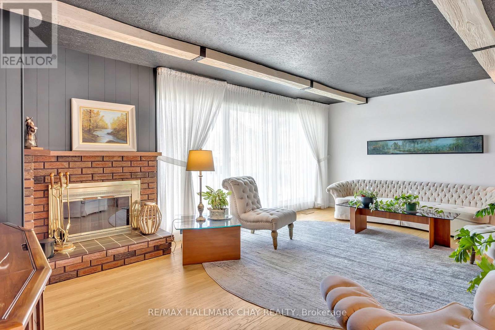 1009 Fairbairn Street, Peterborough (Monaghan Ward 2), Ontario  K9K 1C1 - Photo 4 - X12710012