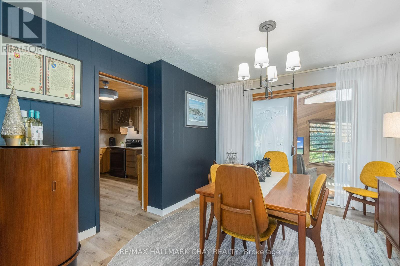 1009 Fairbairn Street, Peterborough (Monaghan Ward 2), Ontario  K9K 1C1 - Photo 8 - X12710012