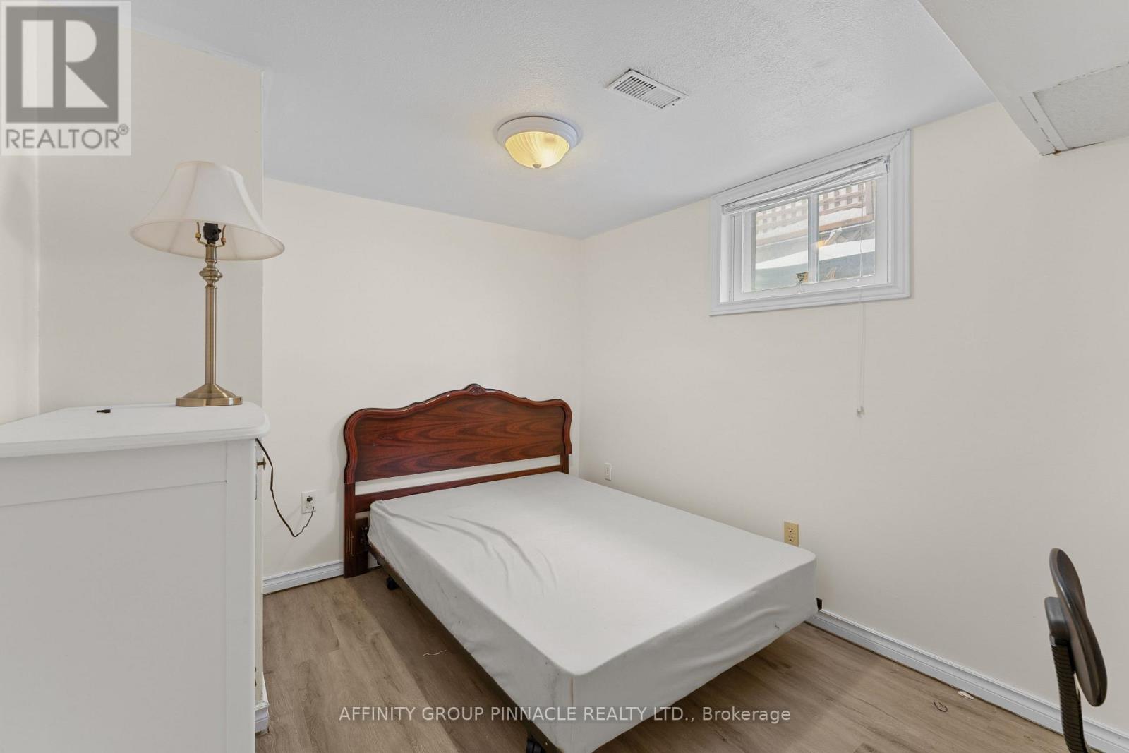 1096 Barnardo Avenue, Peterborough (Northcrest Ward 5), Ontario  K9H 5X2 - Photo 27 - X12710214