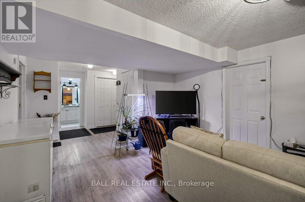 116 Adelaide Street S, Kawartha Lakes (Lindsay), Ontario  K9V 0B7 - Photo 22 - X12710410