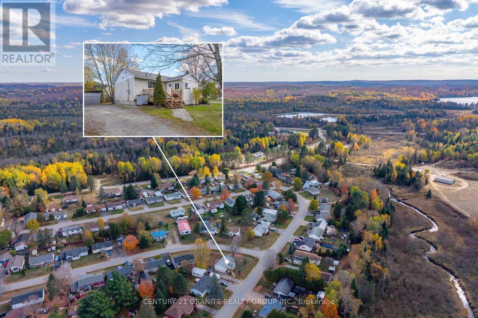 31 Sprucedale Street, Highlands East (Bicroft Ward), Ontario  K0L 1M0 - Photo 2 - X12710656