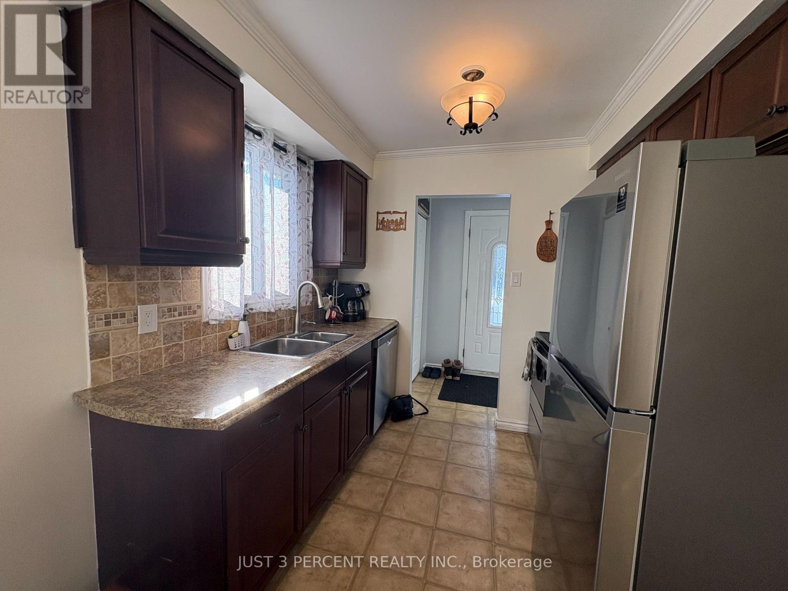 1140 Whitefield Drive, Peterborough (Otonabee Ward 1), Ontario  K9J 7P5 - Photo 18 - X12711310