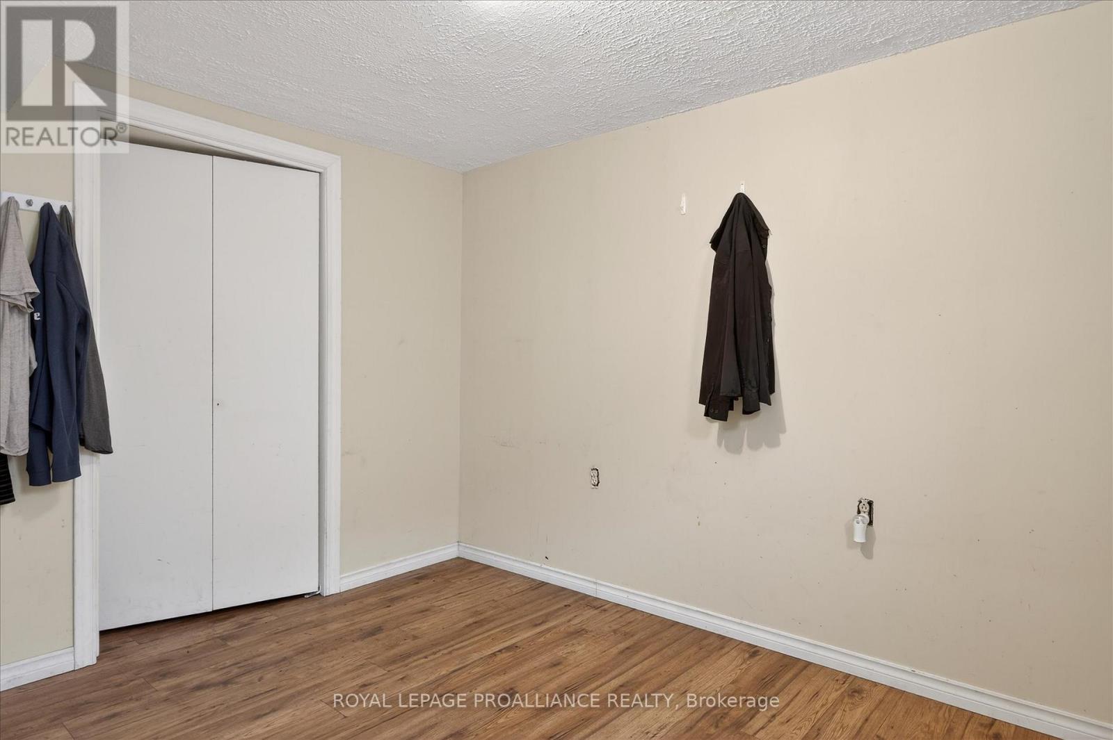 829 Orpington Road, Peterborough (Otonabee Ward 1), Ontario  K9J 4A6 - Photo 19 - X12713078